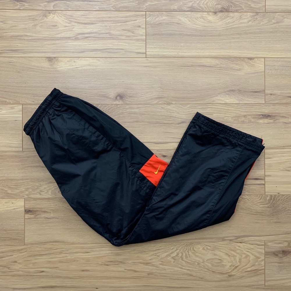 ▪️🔺Early 2000s Nylon Zip Sweatpants (Sz M)